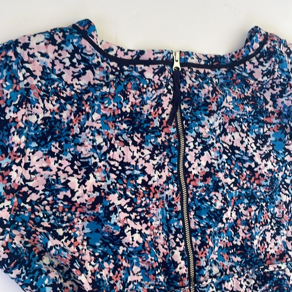 Motherhood Maternity Flowy Silhouette Tie Waist Top Gold zip Detail Size Small - Picture 7 of 9